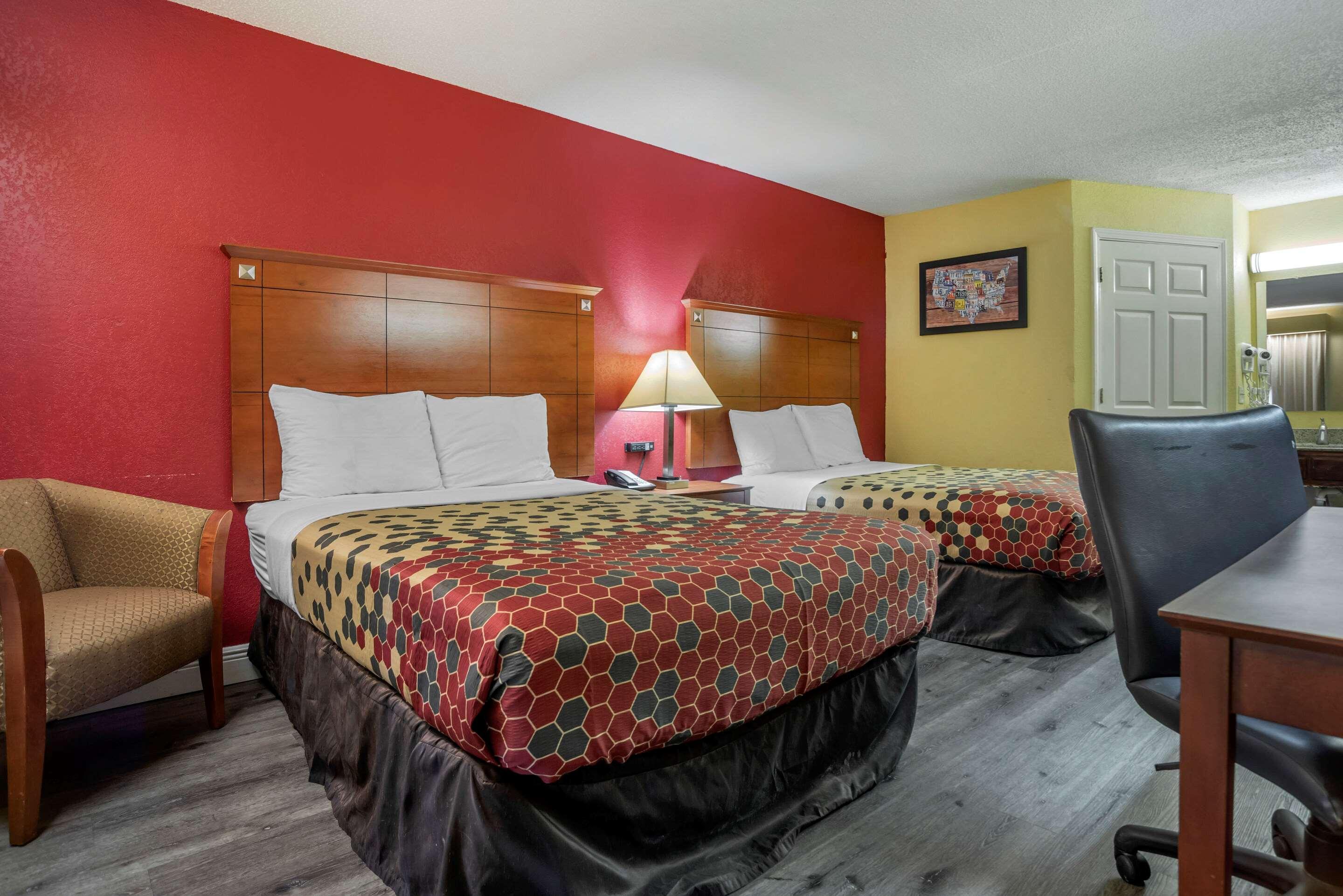 Econo Lodge Tupelo Exterior foto